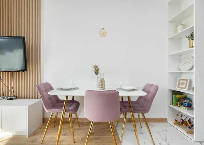 New, Stylish And Fully Equipped Near The Center Apartament Wrocław