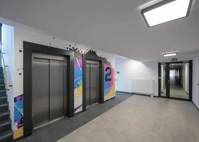 New, Stylish And Fully Equipped Near The Center Breslavia